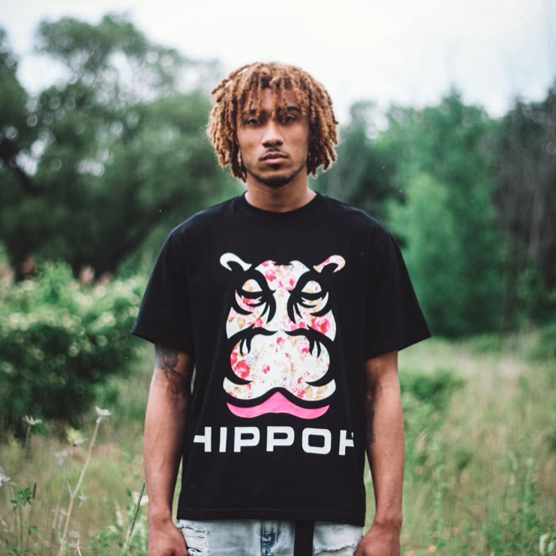 Hippoh Face Floral Tee Print